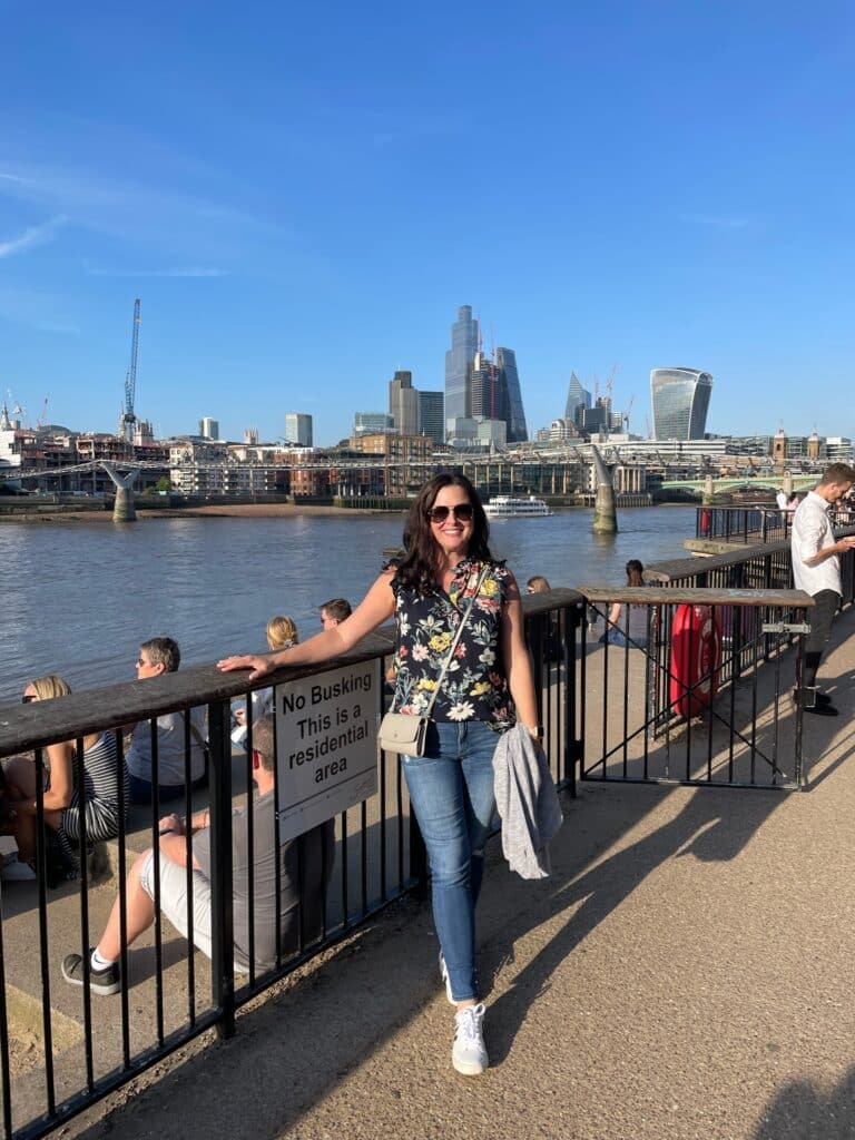 Harry Potter fans will recognize the bridge behind Amy. Harry Potter tours are everywhere.
