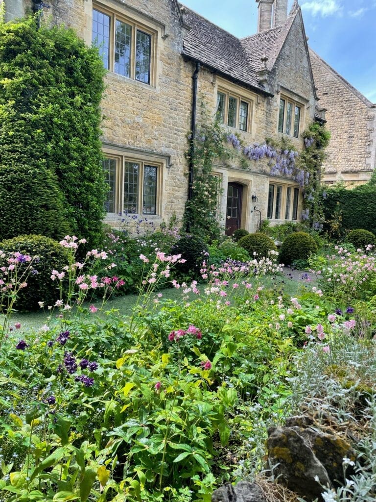 The Cotswolds - beautiful and charming place to spend a few relaxing days